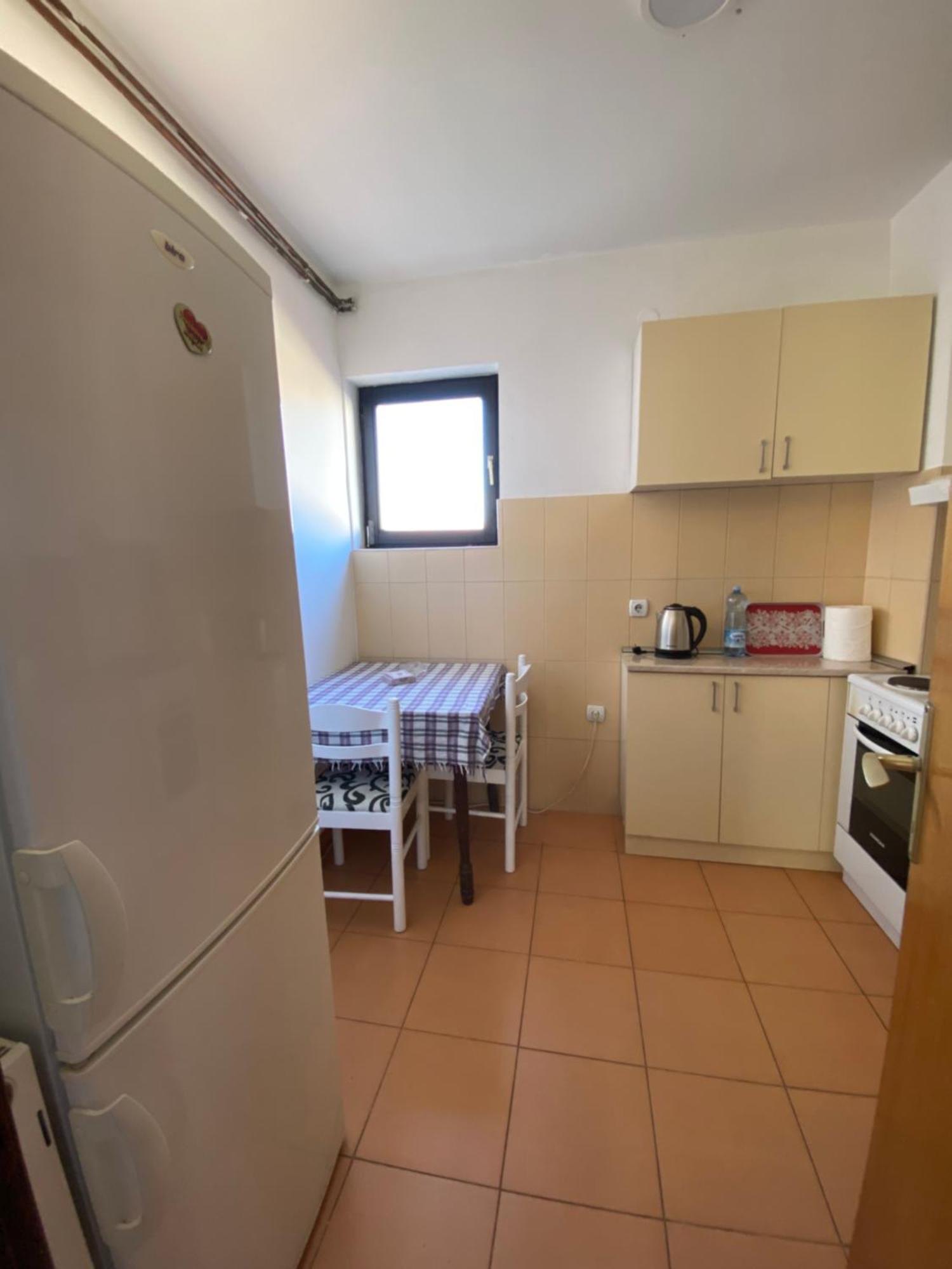 לסקובץ Apartmani Dora Leskovac מראה חיצוני תמונה
