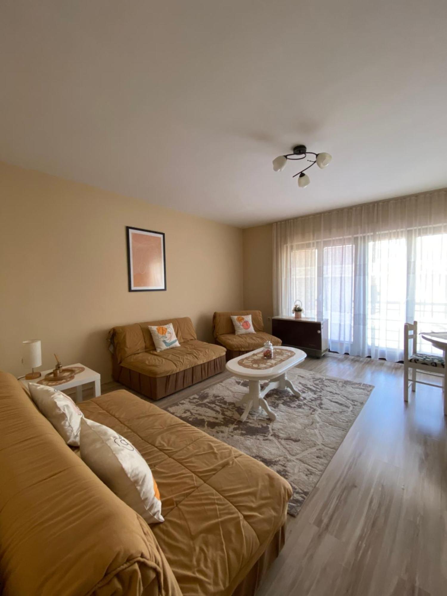 לסקובץ Apartmani Dora Leskovac מראה חיצוני תמונה