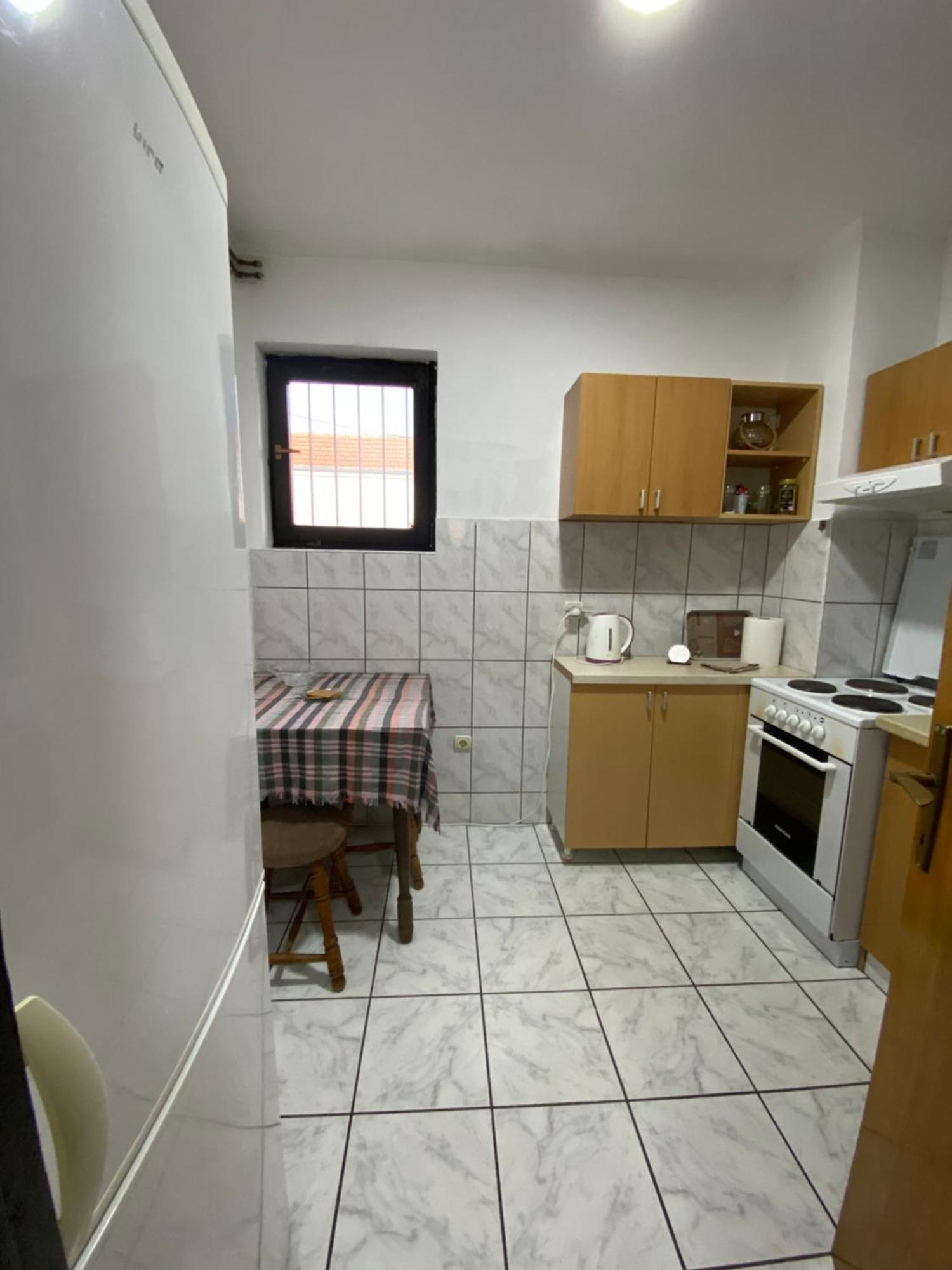 לסקובץ Apartmani Dora Leskovac מראה חיצוני תמונה